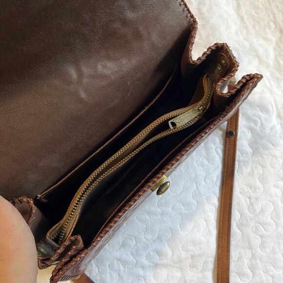 Vintage Joo Kay Hand Tooled Leather Purse - Picture 5 of 9